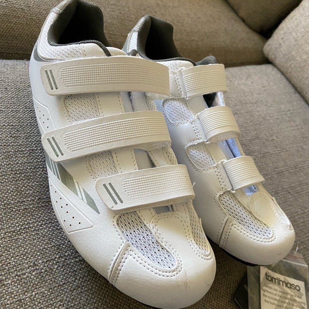 Tommaso Pista Women's Indoor Cycling shoe with removable cleats